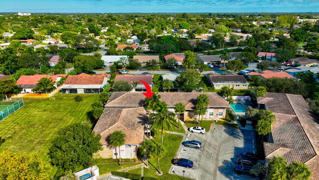 Building Photo - 8431 Royal Palm Blvd