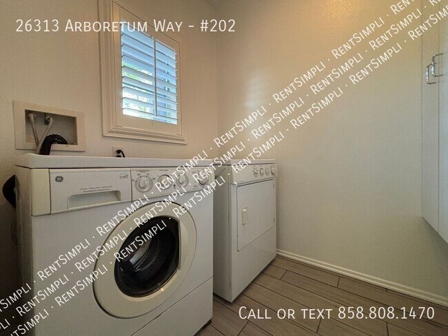 Building Photo - 26313 Arboretum Way