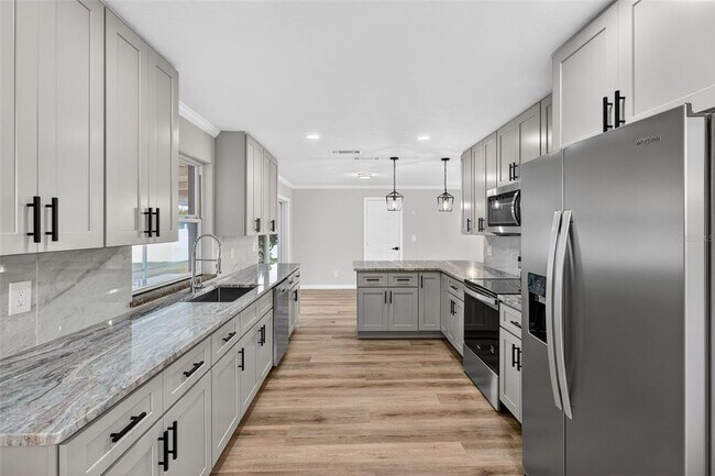 Building Photo - 5201 Denver St NE