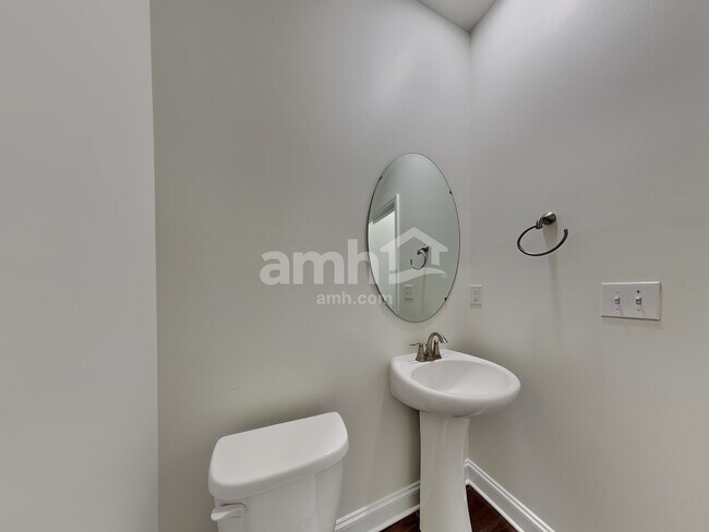 Building Photo - 11017 Hazel Gdns Dr