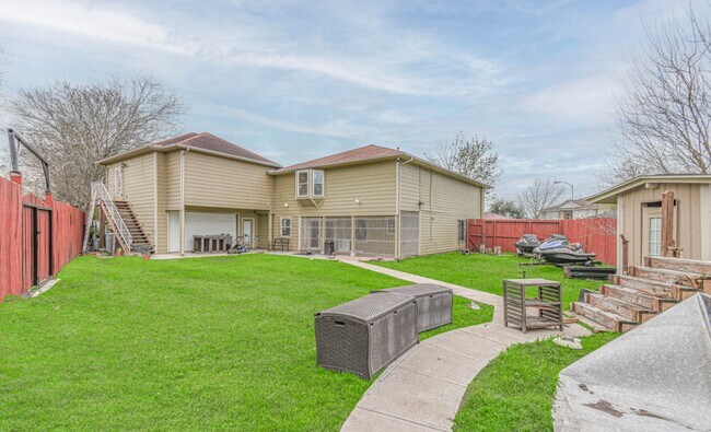 Building Photo - 10126 Rosbrook Dr