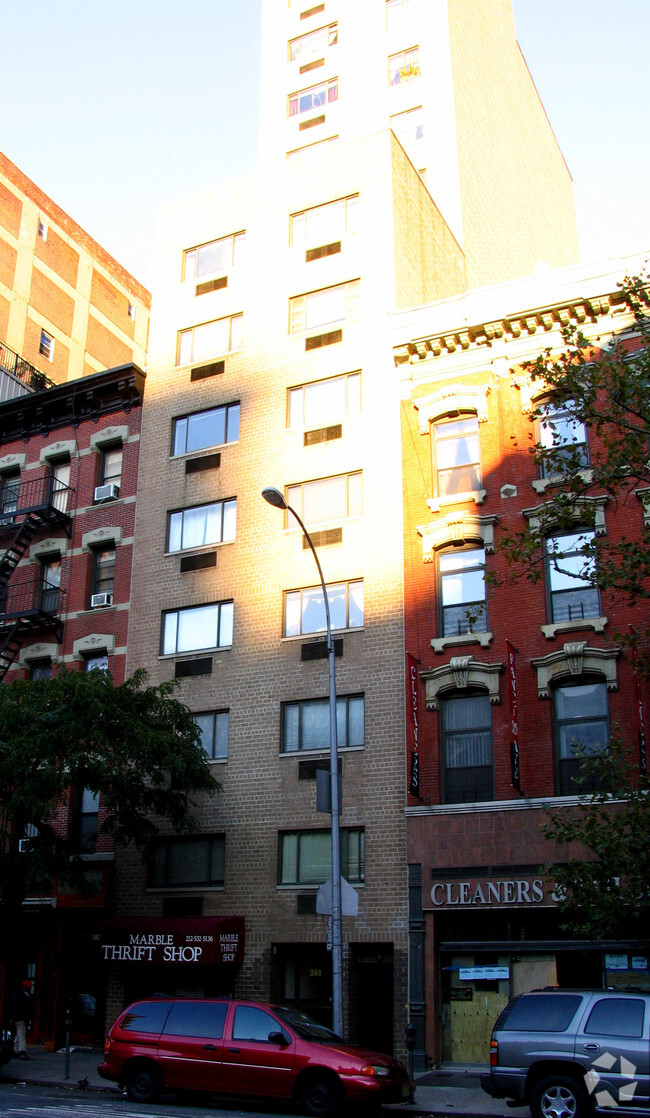 Building Photo - 382 Third Avenue