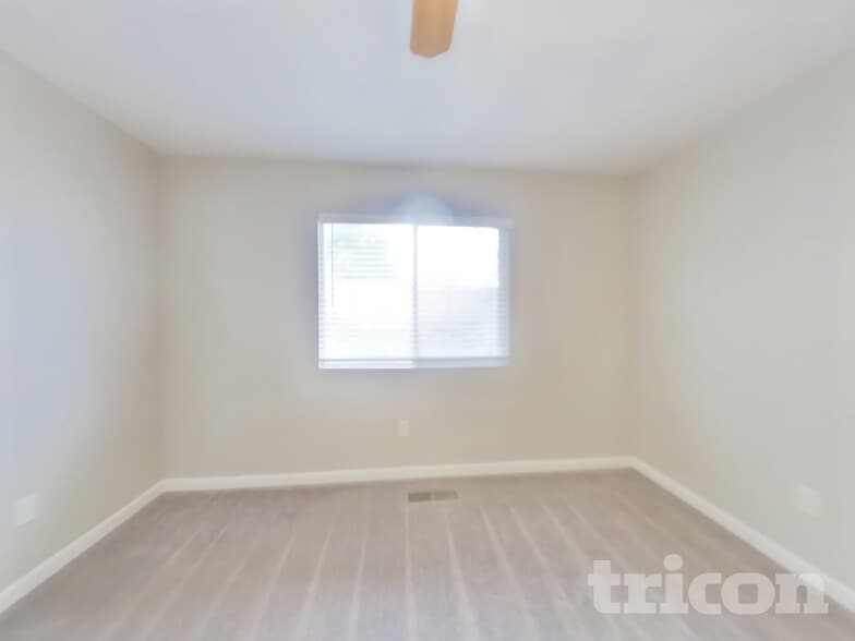 Building Photo - 9970 Brightridge Dr