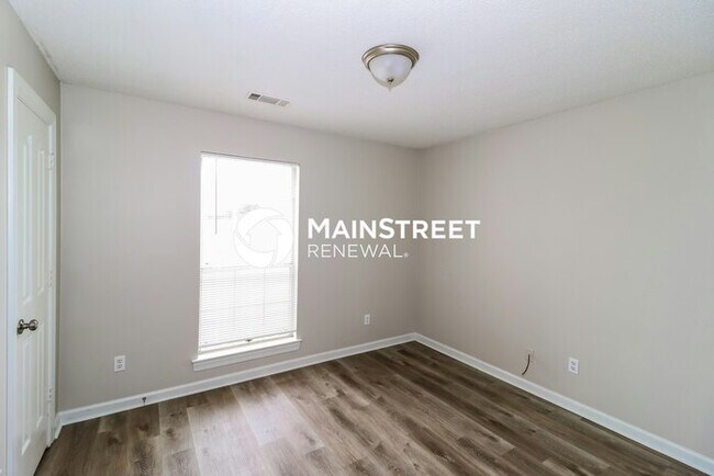 Building Photo - 3 Bedroom Pet-Friendly Home in Memphis, TN...