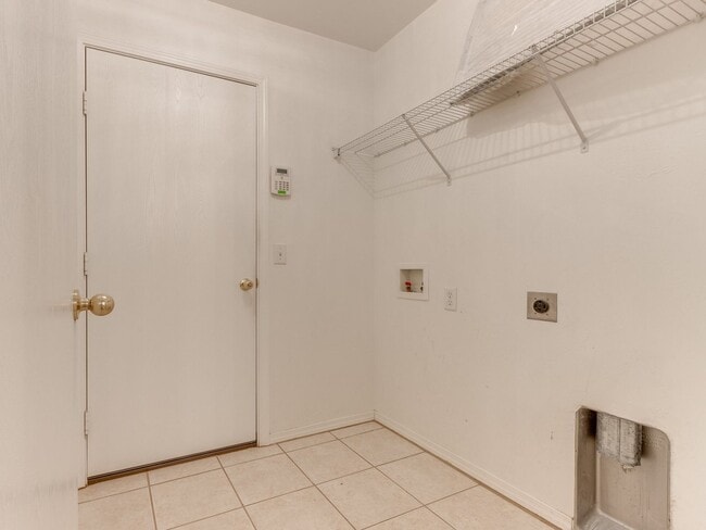 Building Photo - Charming 3 Bed, 2 Bath Home for Rent in Norman!