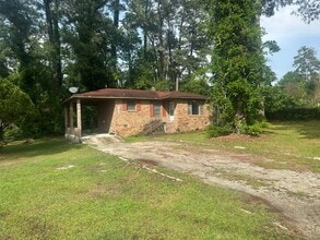 Building Photo - 1840 Windover St