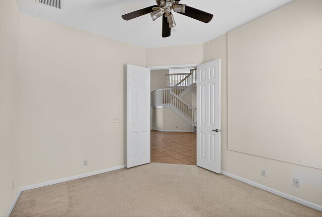 Building Photo - 6068 Pond Bluff Ct