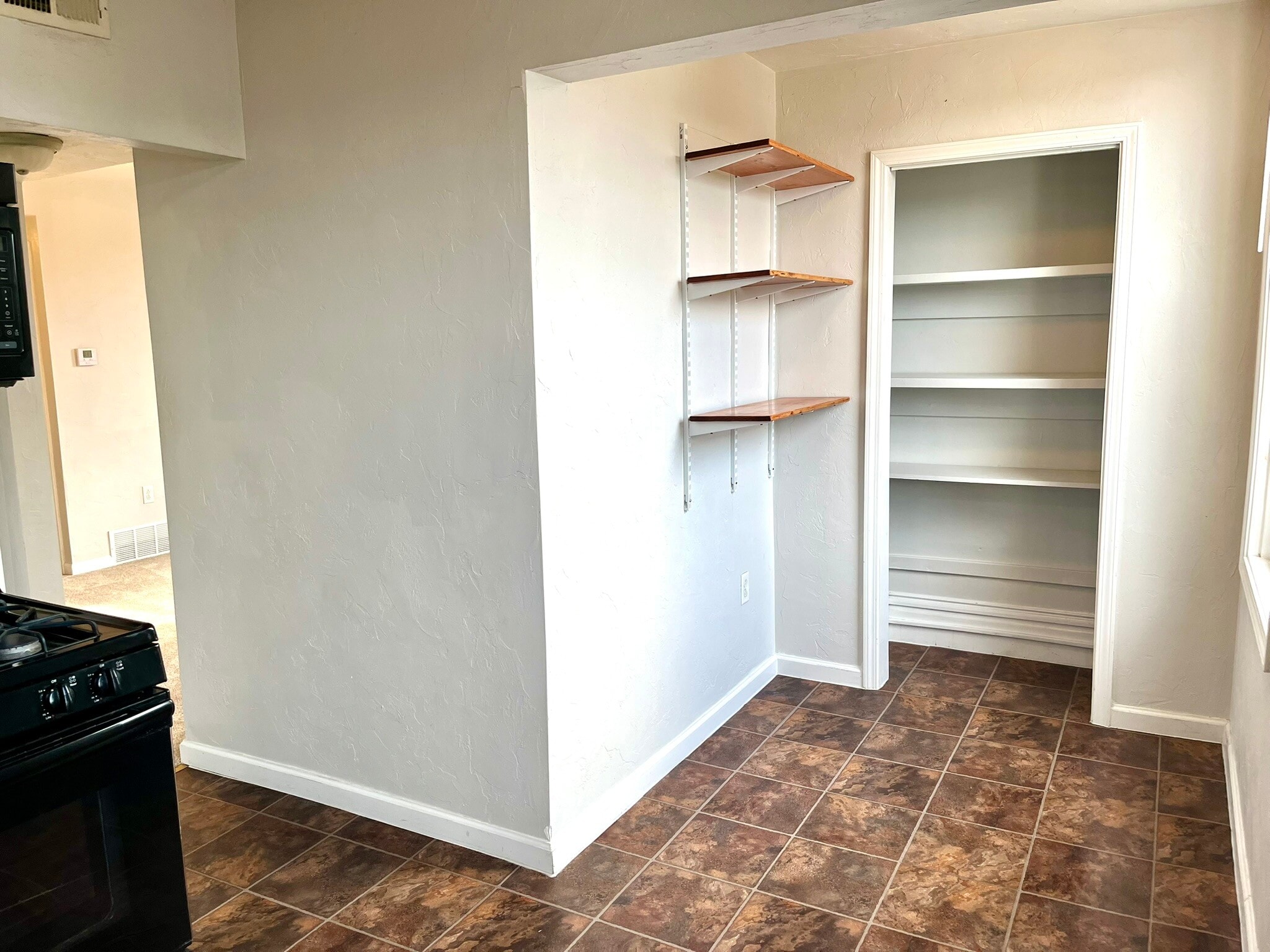 Kitchen - 241 W 9th Ave