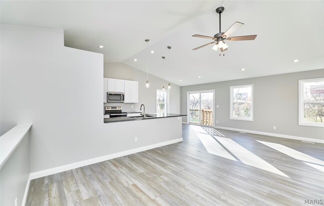 Building Photo - 5542 Autumn Trace Pkwy