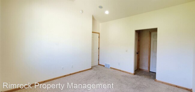 Building Photo - 3 br, 2 bath House - 5820 Kit Ln. S.