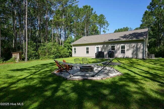 Building Photo - 117 Penny Ln