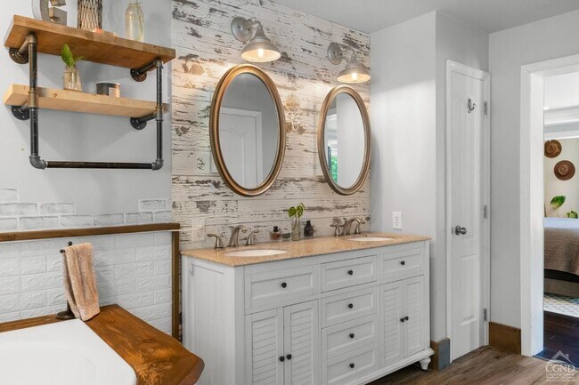 Building Photo - 174 Grove School Rd