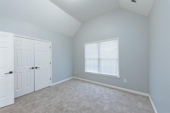 Building Photo - 1763 Crossvale Dr