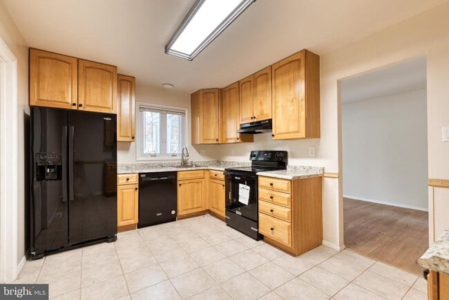 Building Photo - 2274 Dairy Farm Rd