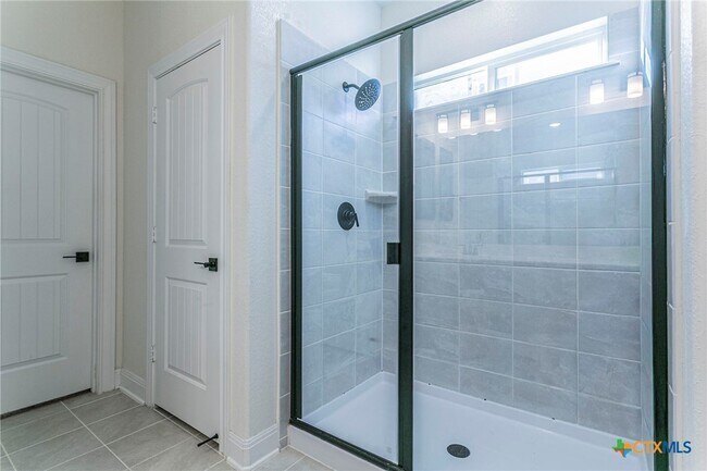 Building Photo - 1304 Long Crk Ln