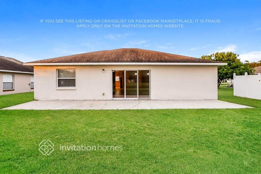 Building Photo - 2440 Oak Mill Dr