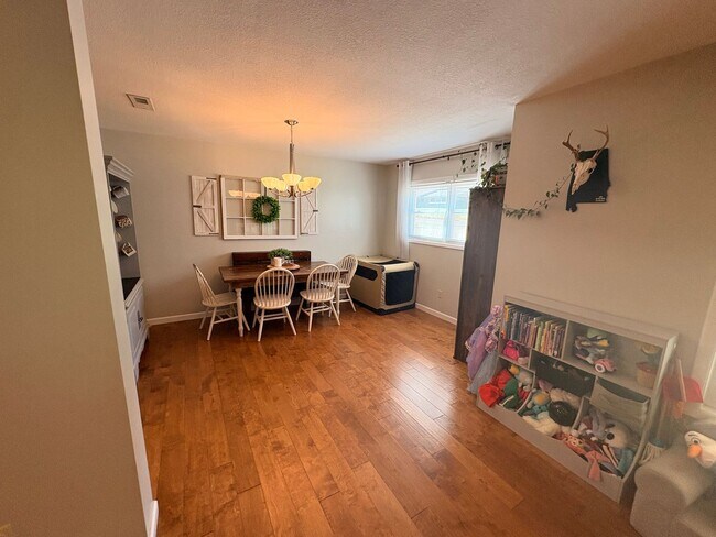 Building Photo - Available June!