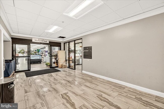 Building Photo - 5225 Pooks Hill Rd