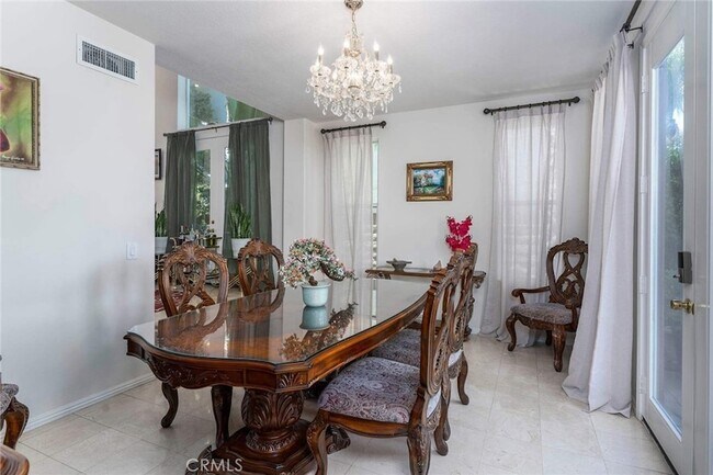 Building Photo - 7371 Westcliff Dr