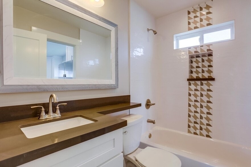 Bathroom - 4853 33rd St