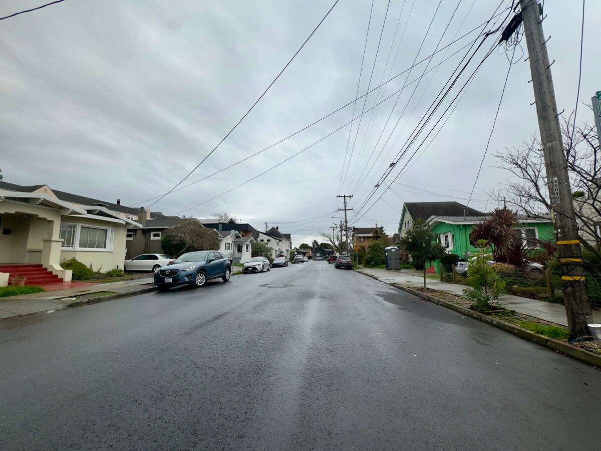 Building Photo - 6501 Raymond St