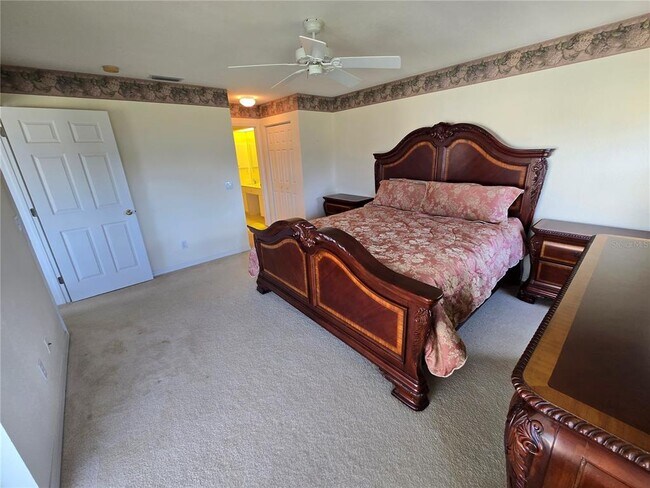 Building Photo - 5800 Sabal Trace Dr