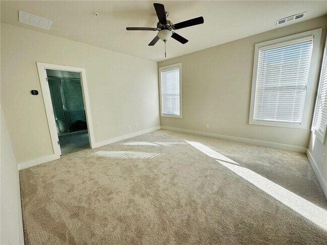 Building Photo - 1252 Windmill Pkwy