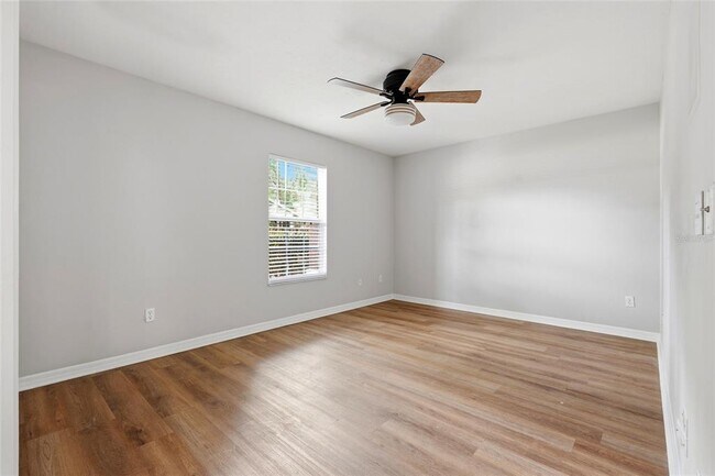 Building Photo - 1111 SW 80th Dr