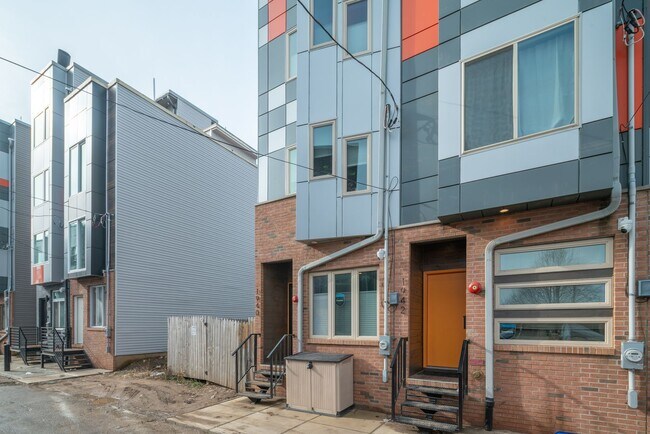 Building Photo - Four Bed Olde Kensington/Fishtown Home