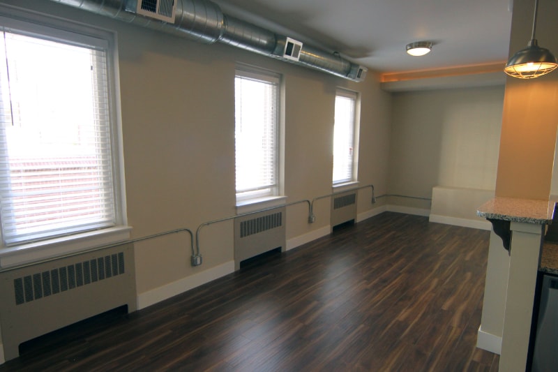 Building Photo - 623 S Wolcott St