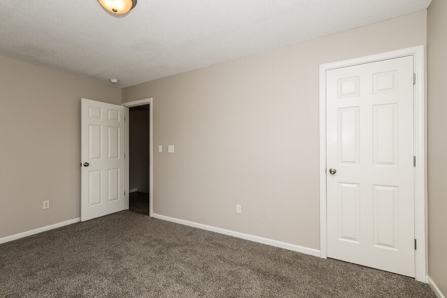 Building Photo - 5904 Minden Dr