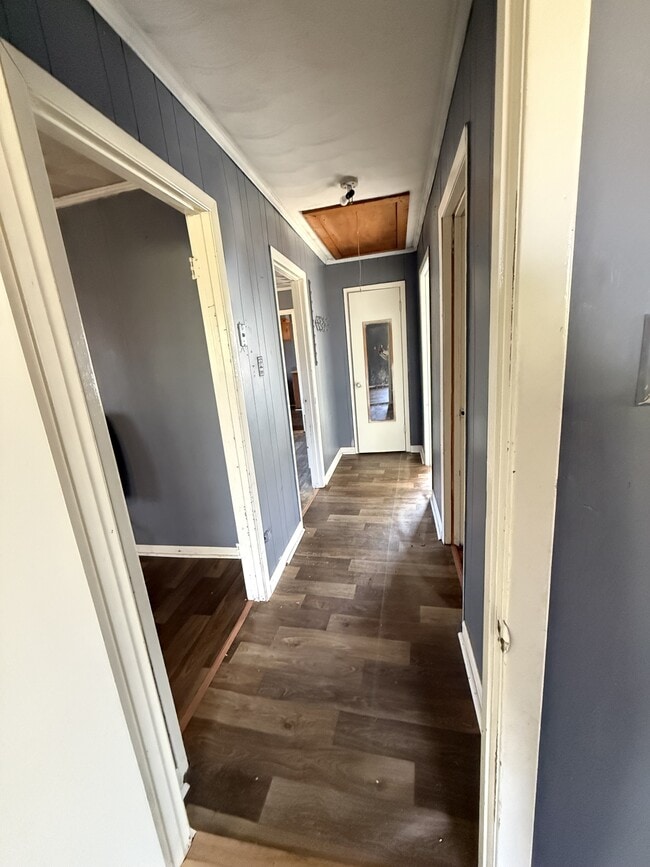 Building Photo - 1531 MS-9