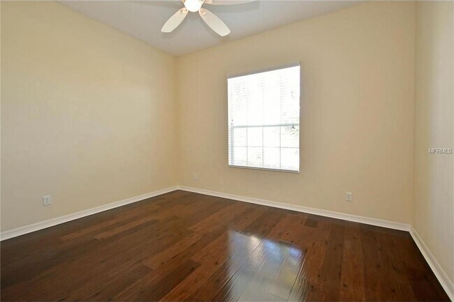 Building Photo - 4726 Claremont Park Dr
