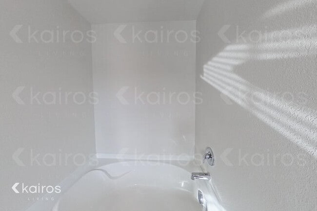 Building Photo - 1462 Native Gdn Rd