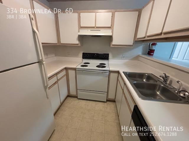 Building Photo - 334 Brownlea Dr