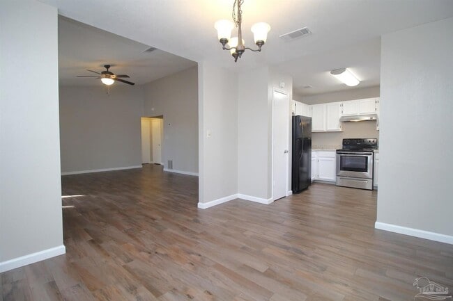 Building Photo - 4929 Randee Cir