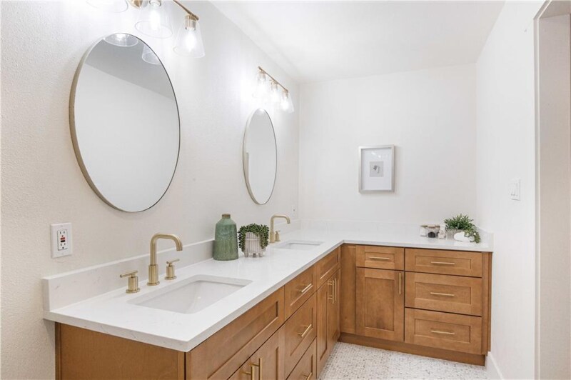 Building Photo - 2508 Aldford Dr