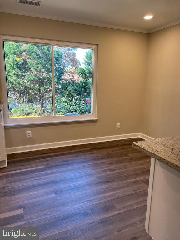 Building Photo - 1635 Westwind Way