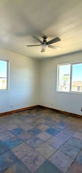 Front Bedroom - 621 W Solana Ave