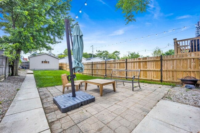 Building Photo - 1626 N Spaulding Ave