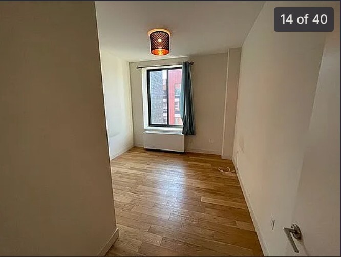 Bedroom - 8 Vanderbilt Ave