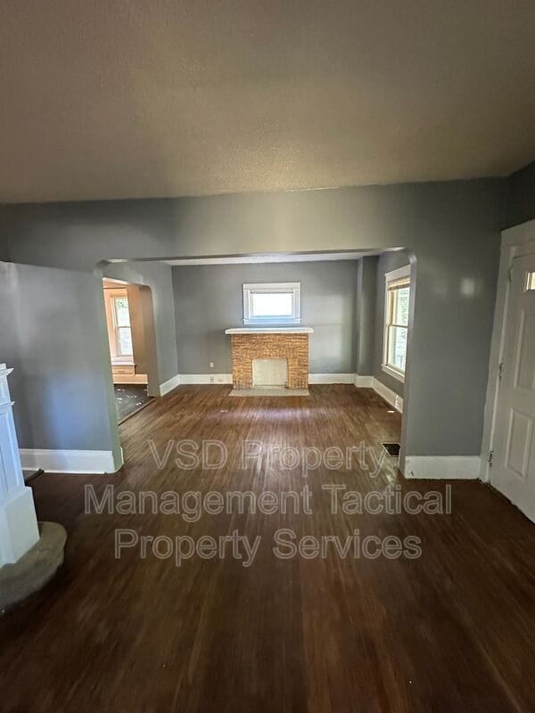 Building Photo - 3901 W 36th St