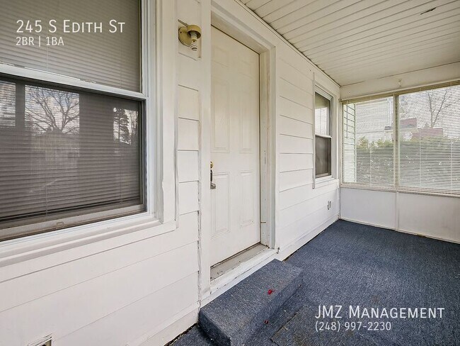 Building Photo - 245 S Edith St