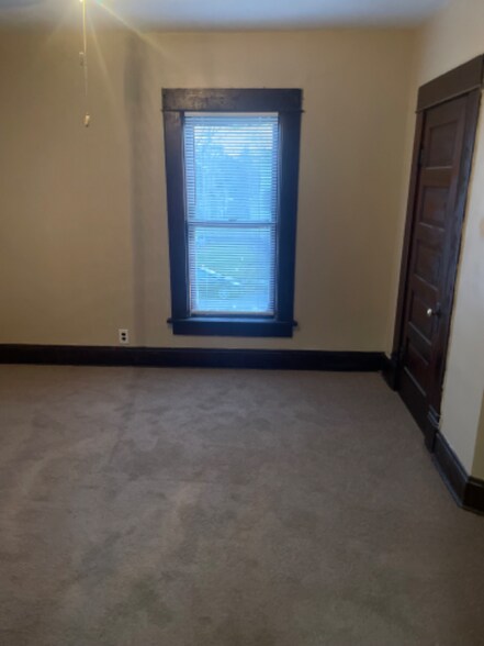 Building Photo - 1672 Manchester Ave