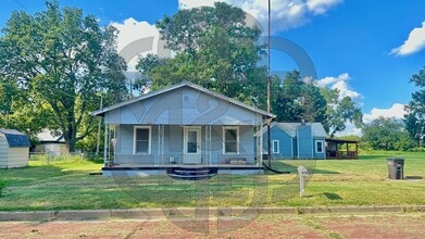 Building Photo - 410 E Taylor Ave
