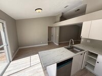 Building Photo - 3025 Greynolds St