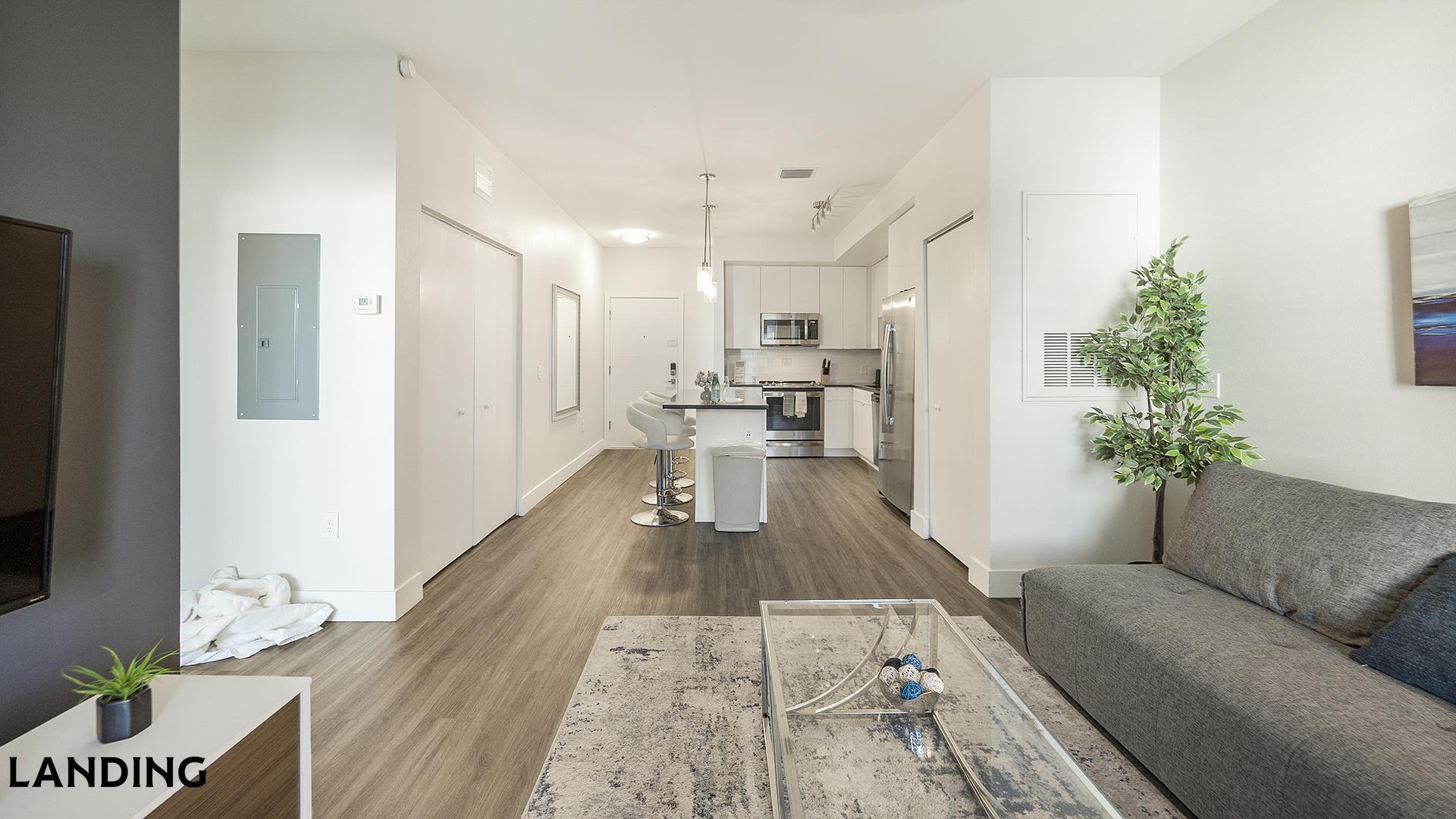 Building Photo - 4950 W Prescott St