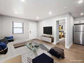 Building Photo - 490 Forest St