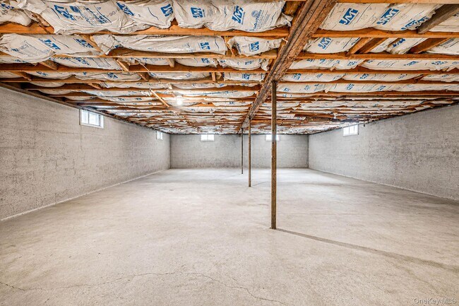 Building Photo - 47 Whitebrook Dr