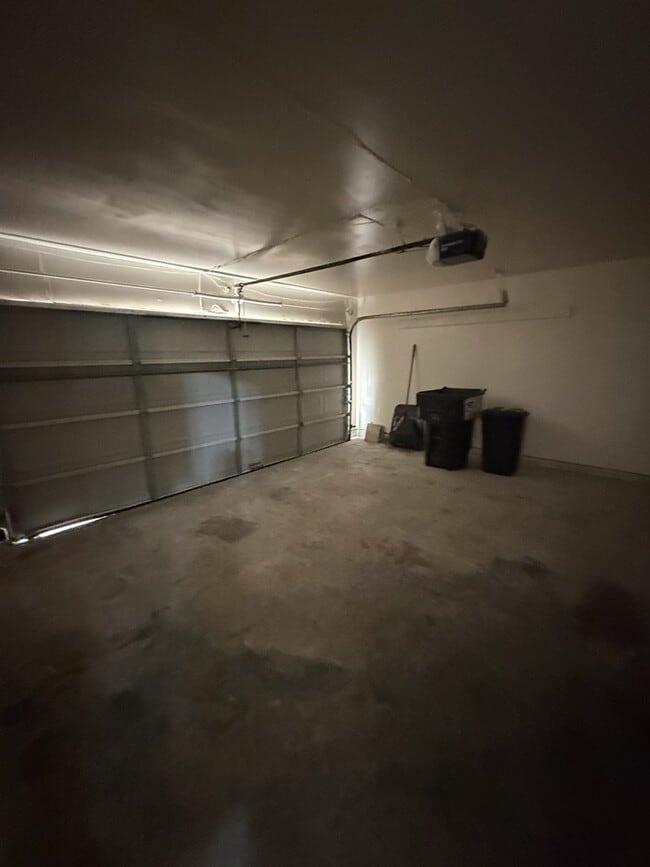 Building Photo - 10514 Encino Pass Trail